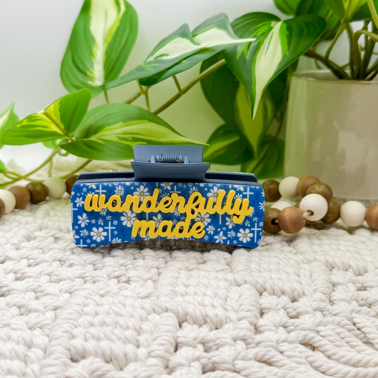 Wonderfully Made || Claw Clip