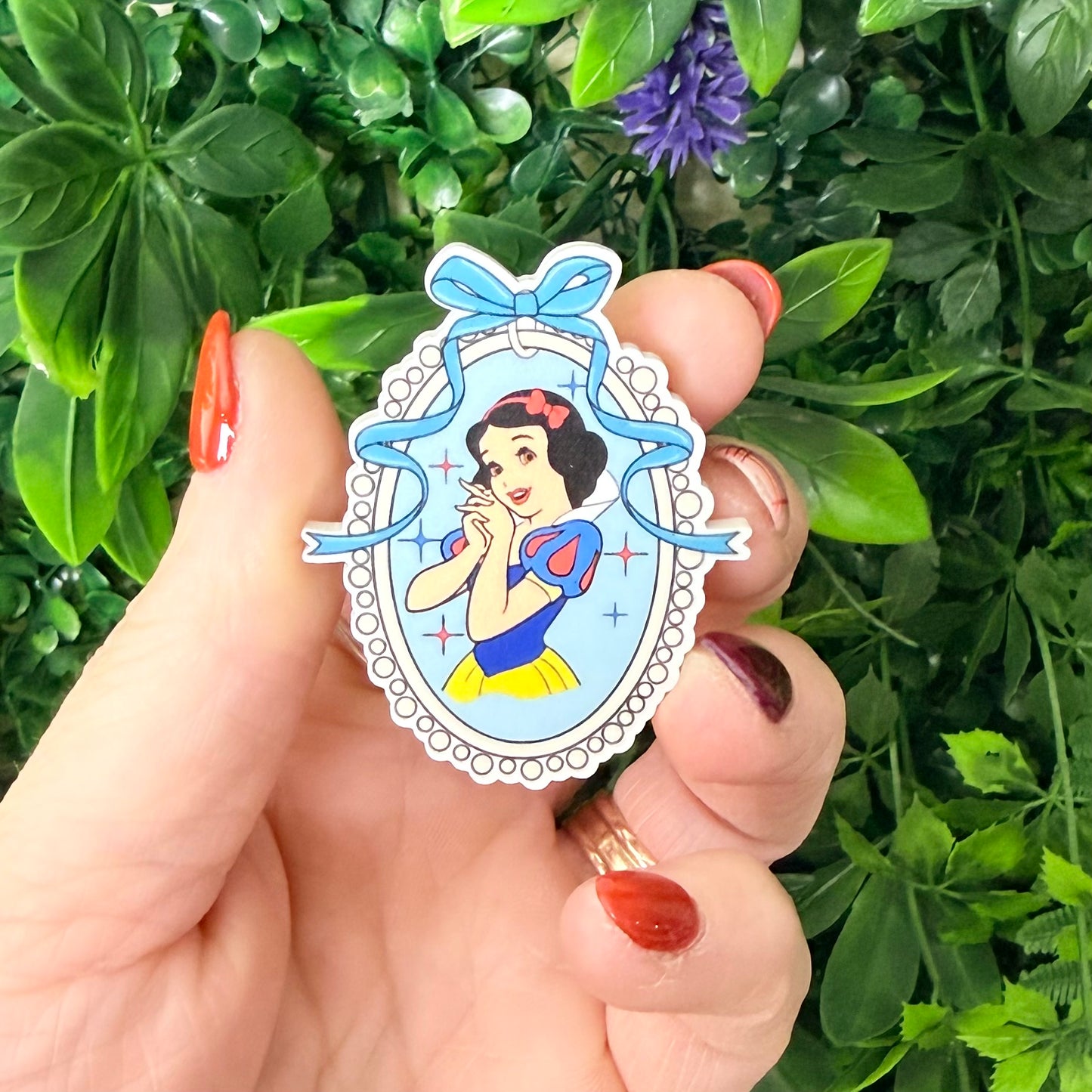 Snow White Coquette || Bow Center
