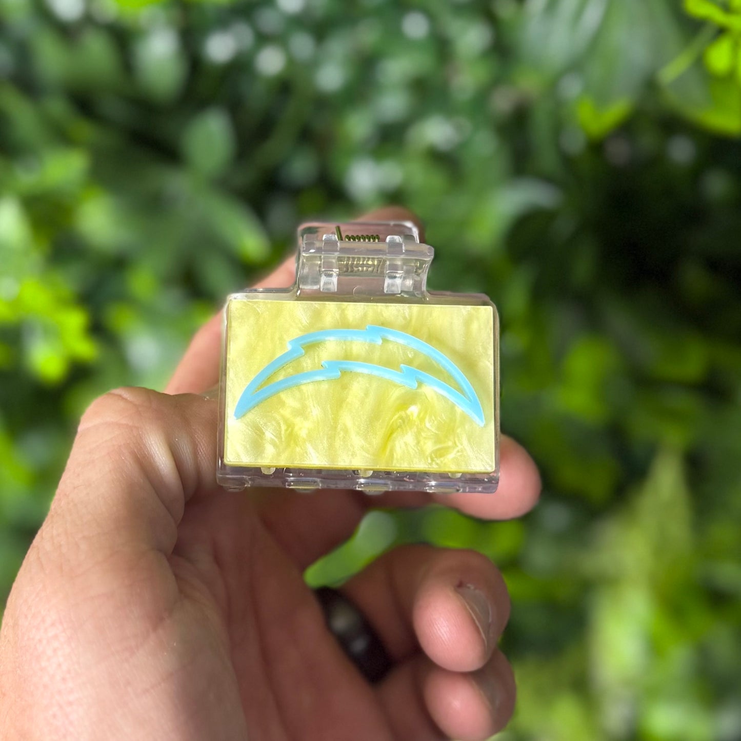 Chargers || Mini Claw Clip