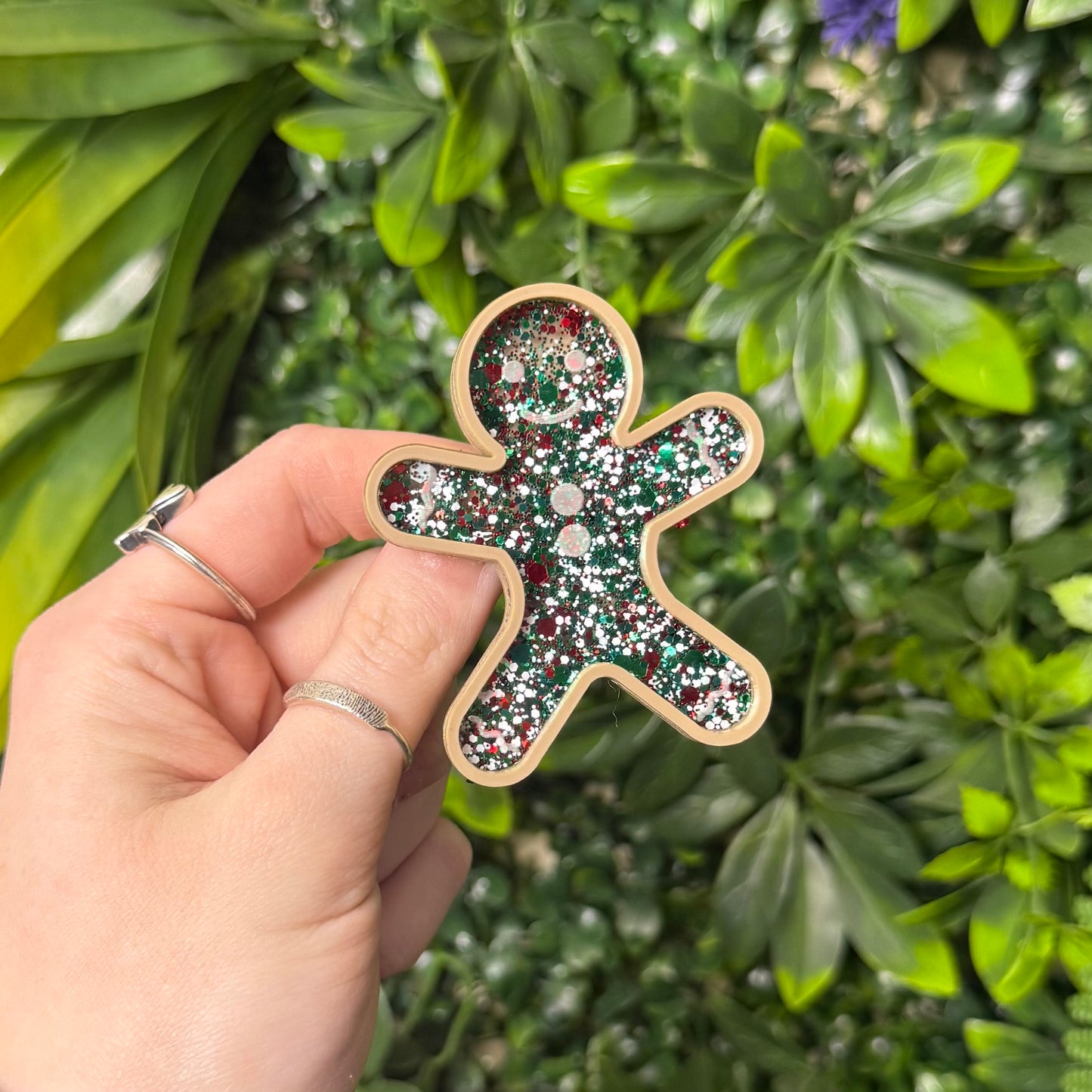 Gingerbread Shaker || Hair Clip