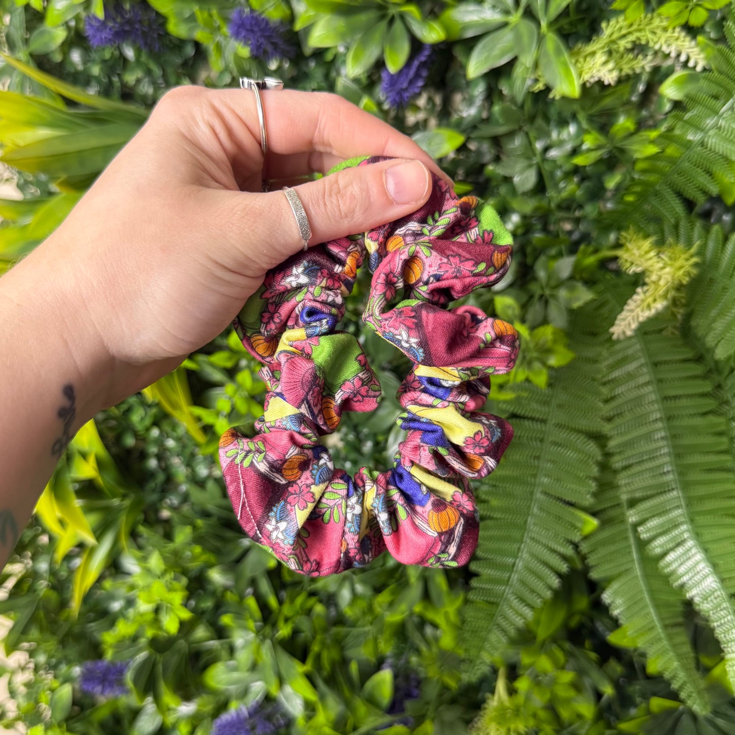RTS Mulan Bookish || Scrunchie