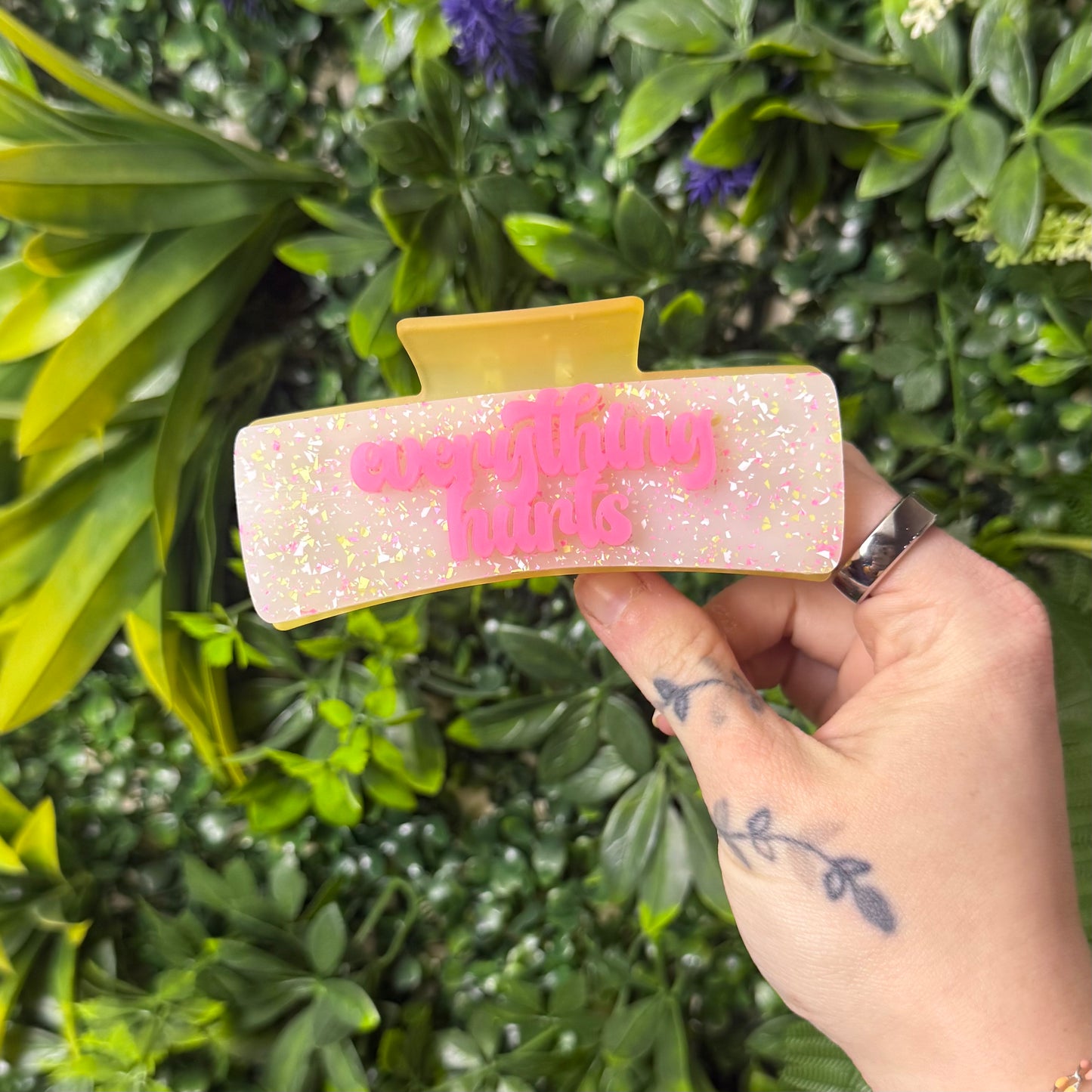 Everything Hurts || Claw Clip