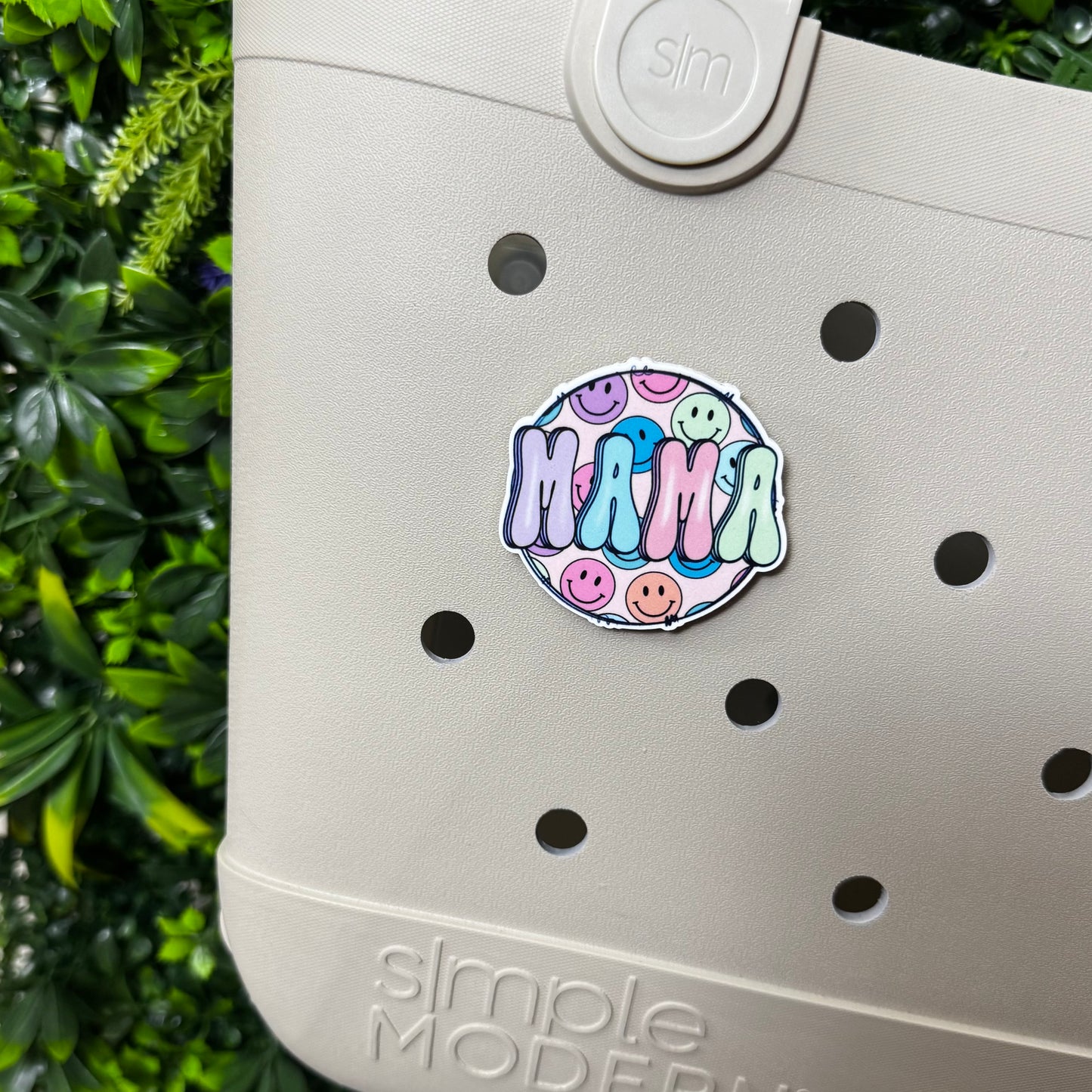 Mama (smiley) || Bag Charm