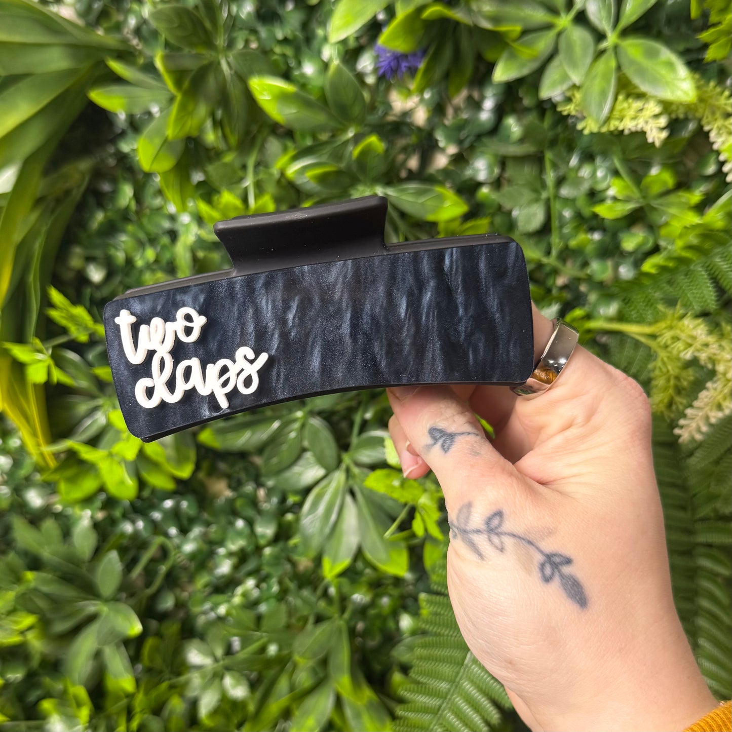 Two Claps || Claw Clip