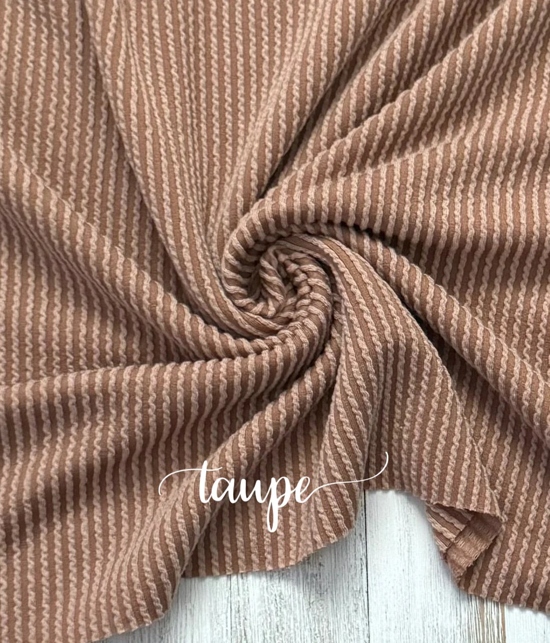 TAUPE WAVED RIB