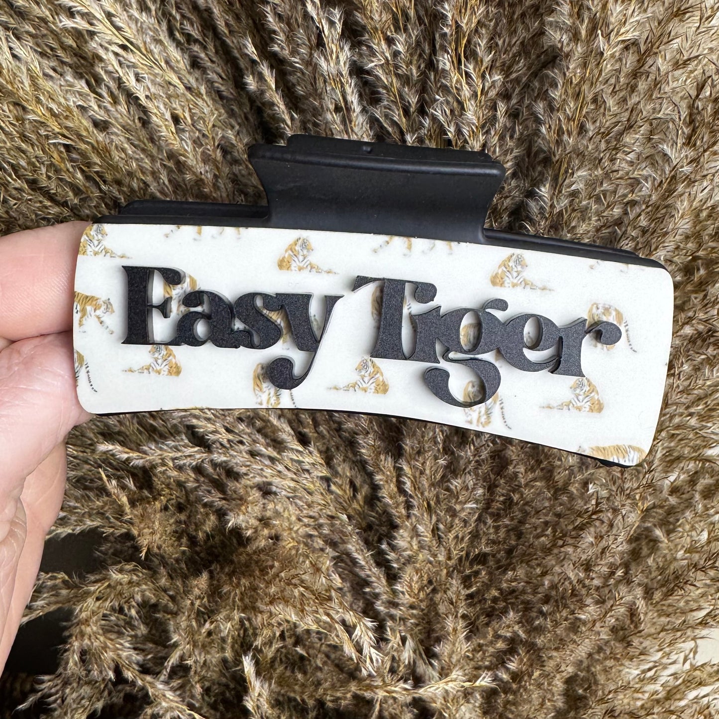 Easy Tiger || Claw Clip