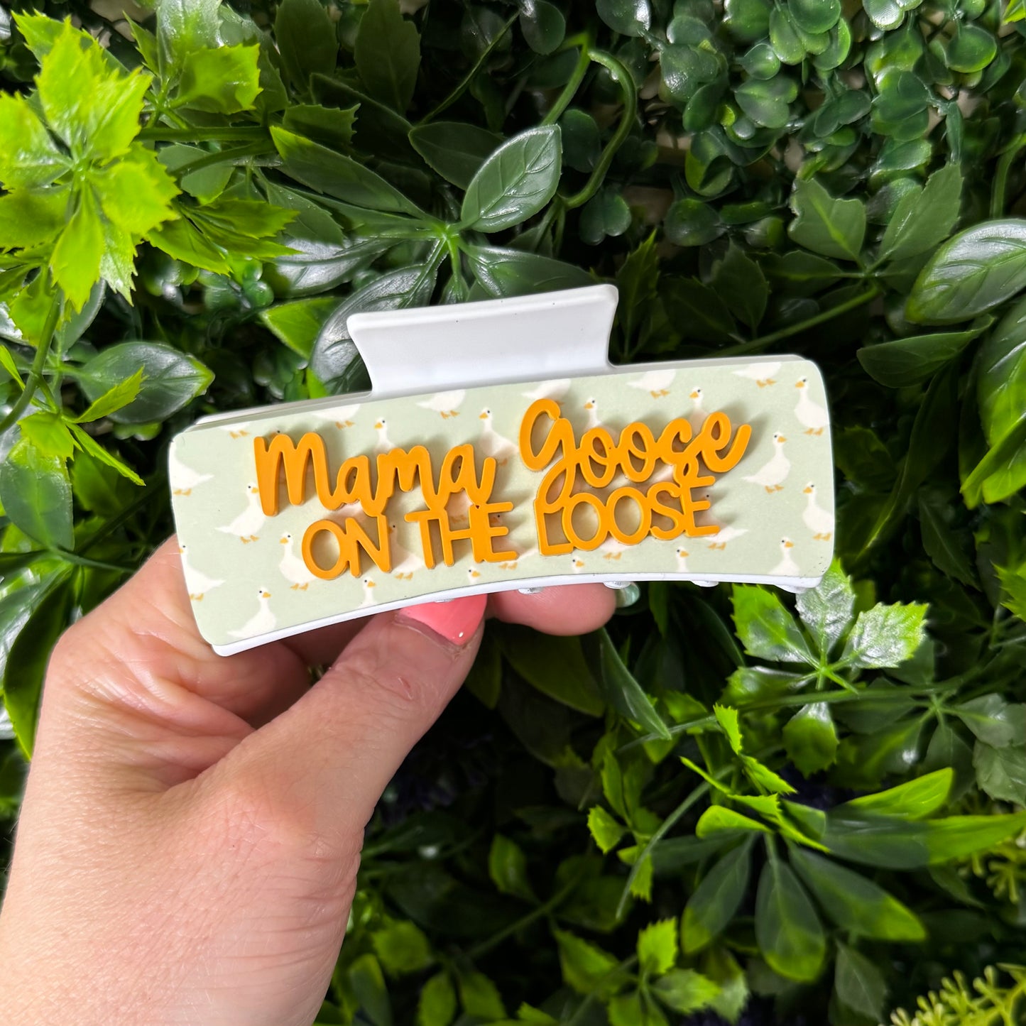 Mama Goose On The Loose || Claw Clip