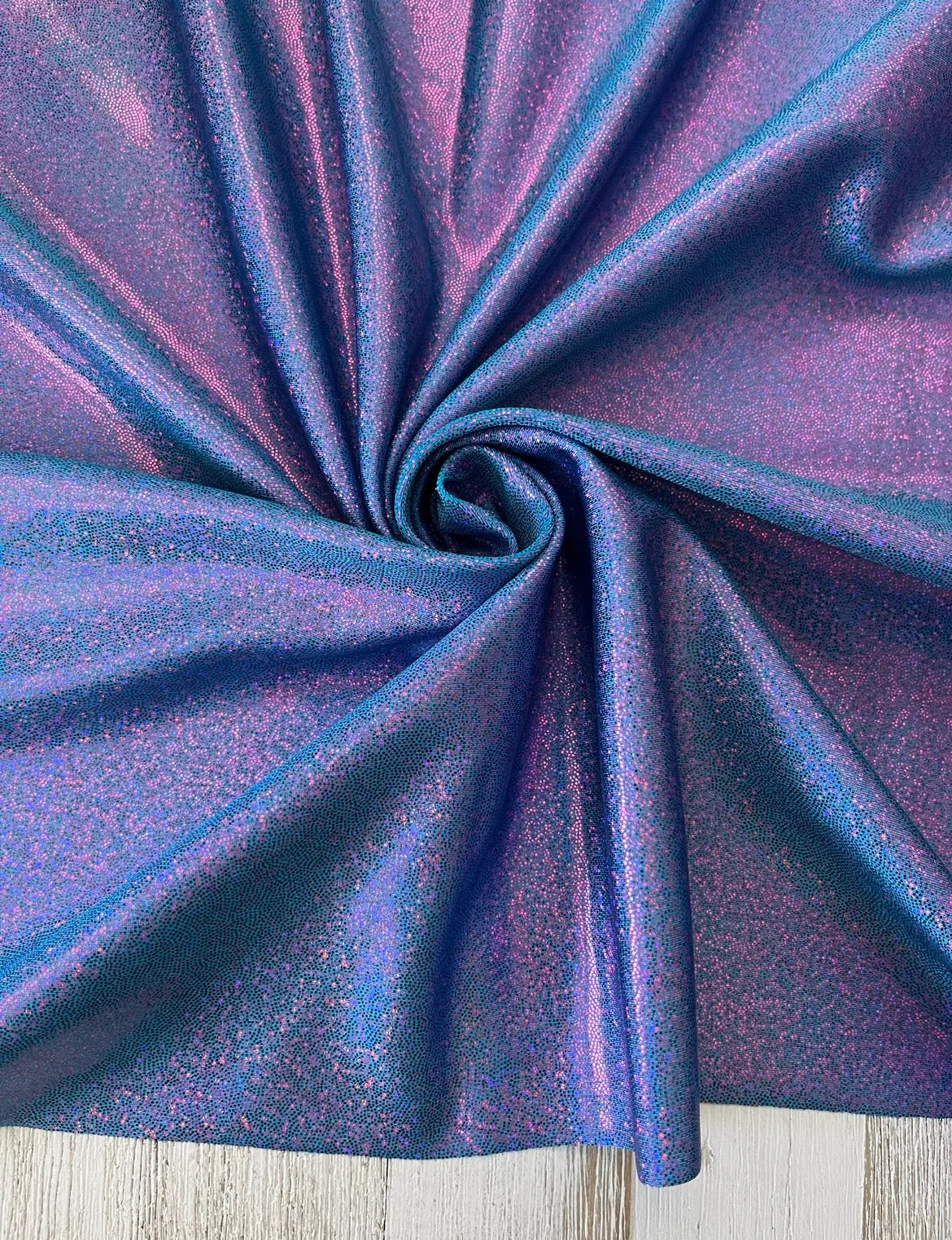 TURQUOISE/FUCHSIA HOLOGRAM