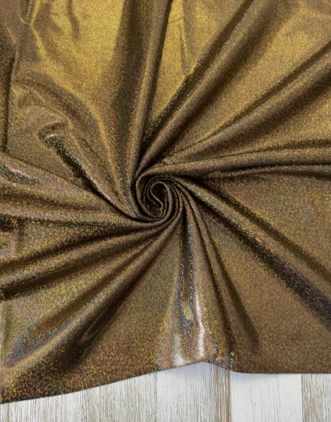 GOLD/BLACK HOLOGRAM