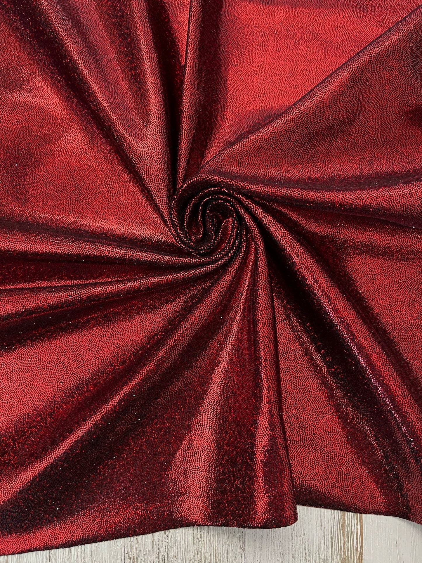 RED/BLACK HOLOGRAM