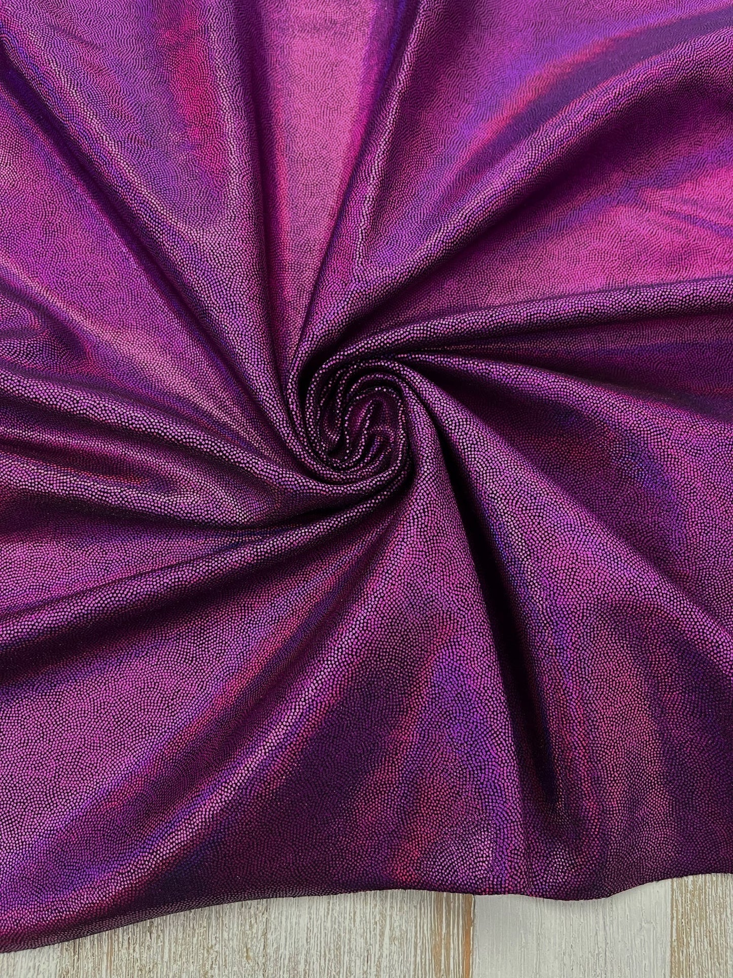 FUCHSIA/BLACK HOLOGRAM