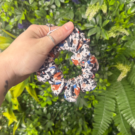 RTS MW + Posty || Scrunchie