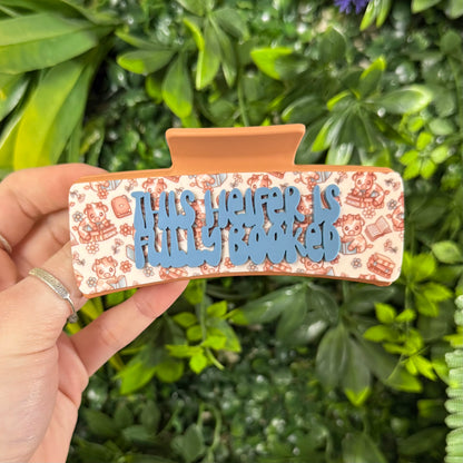 This Heifer Is Fully Booked || Claw Clip