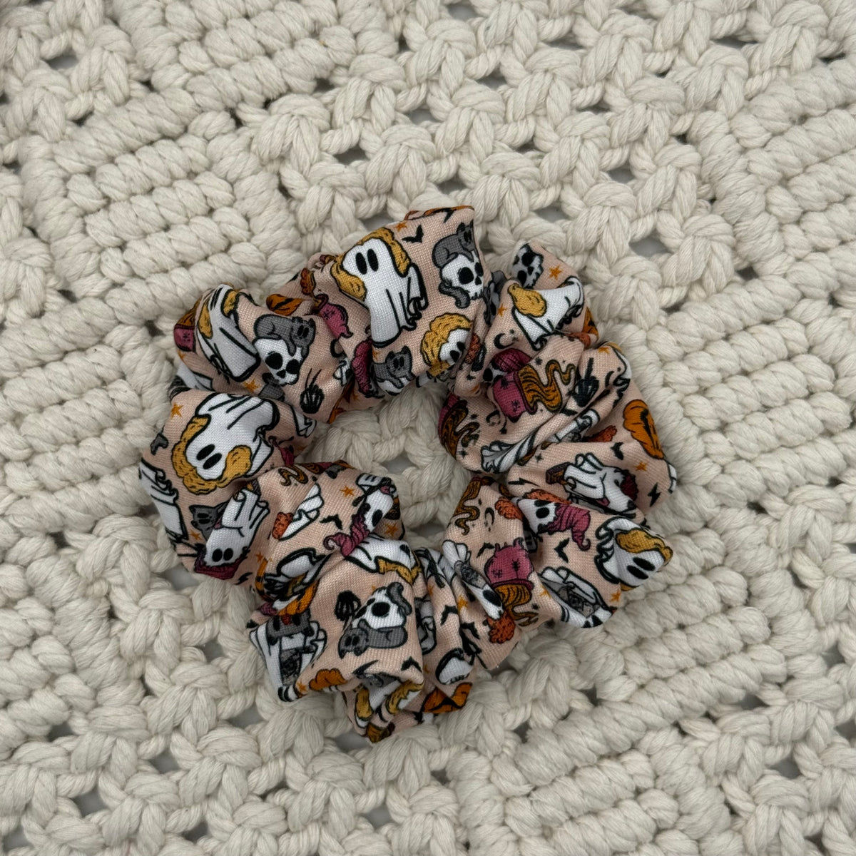 RTS Hocus Ghosts || Scrunchie