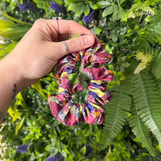 RTS Mulan Bookish || Scrunchie