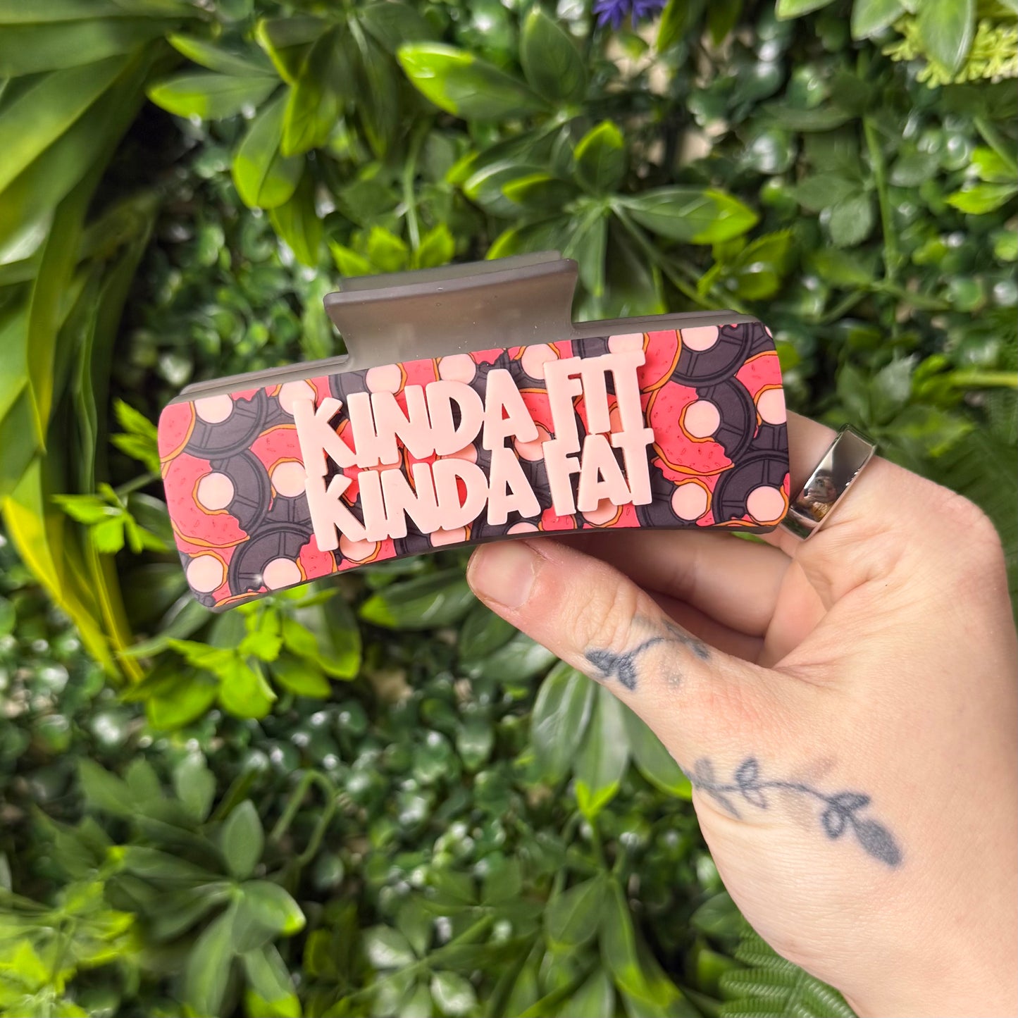 Kinda Fit Kinda Fat || Claw Clip