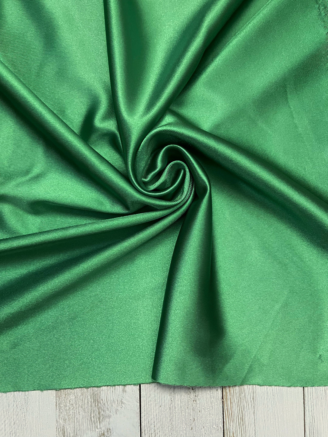 PISTACHIO SATIN