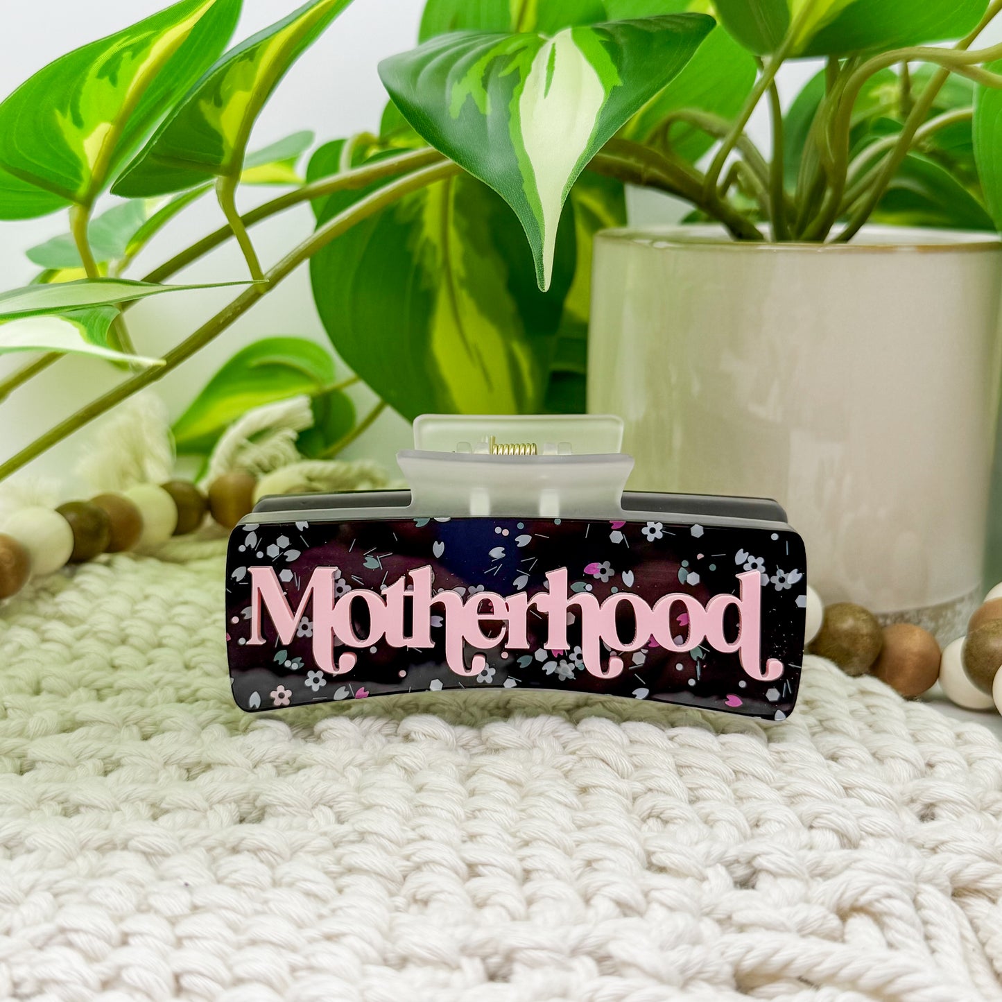 Motherhood || Claw Clip