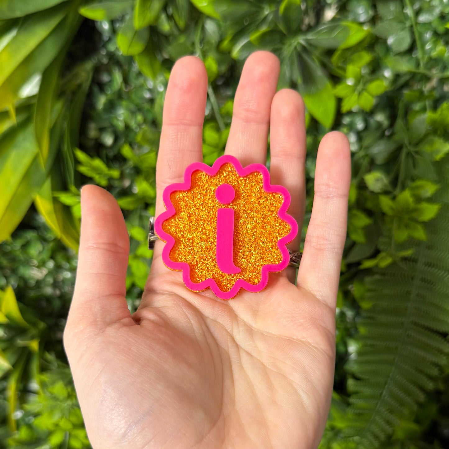 Scallop Frame Initial || Hair Clip