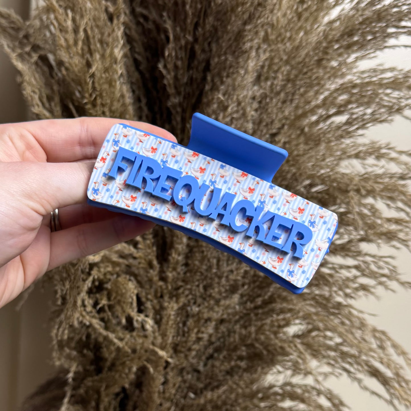 Firequacker || Claw Clip (ws)