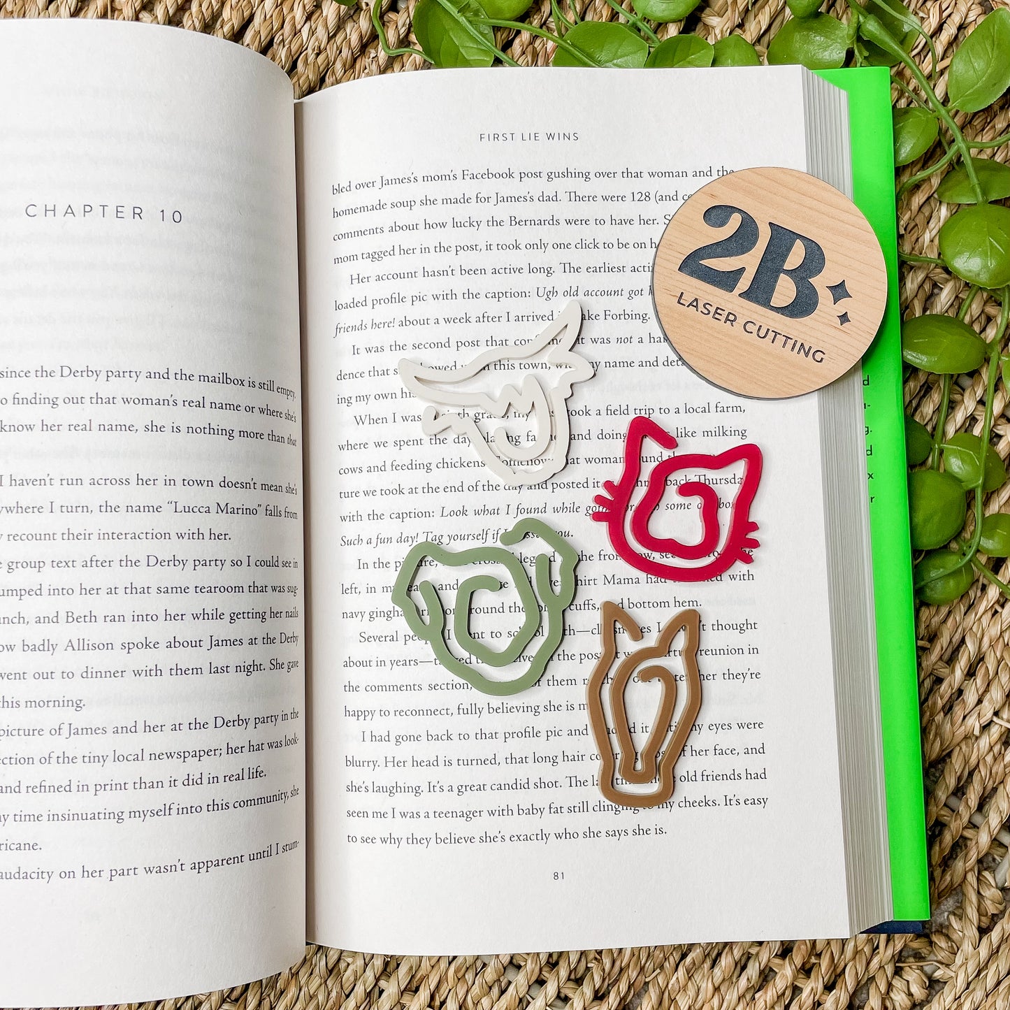 Fun Shaped || Bookmark