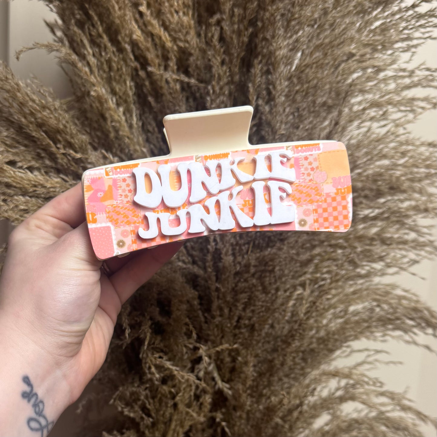 Dunkie Junkie || Claw Clip